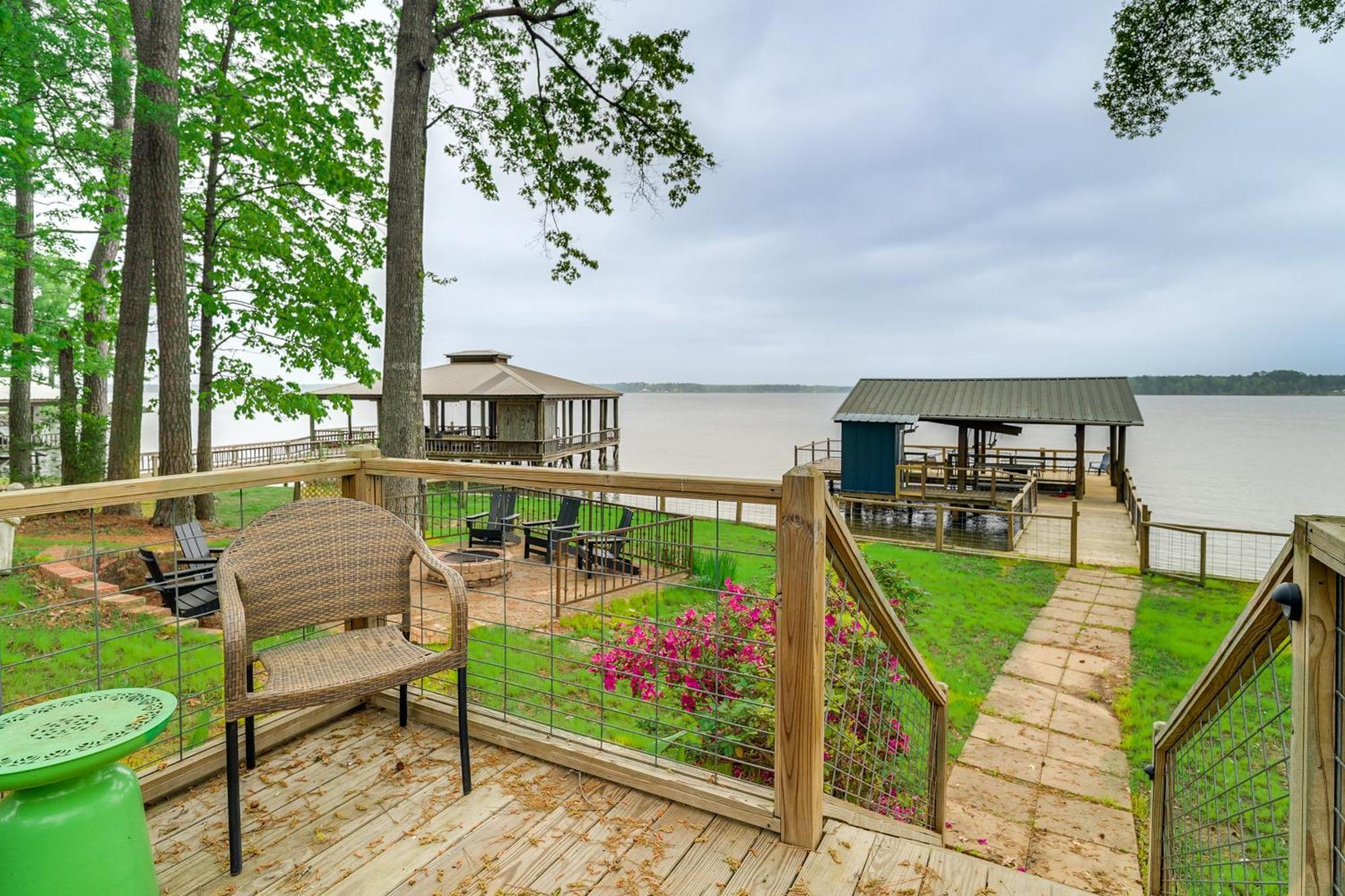 Waterfront House On Toledo Bend With Private Dock! Villa Alliance Bagian luar foto